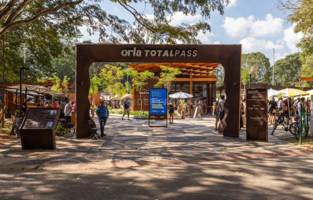 Portal de entrada da Orla TotalPass