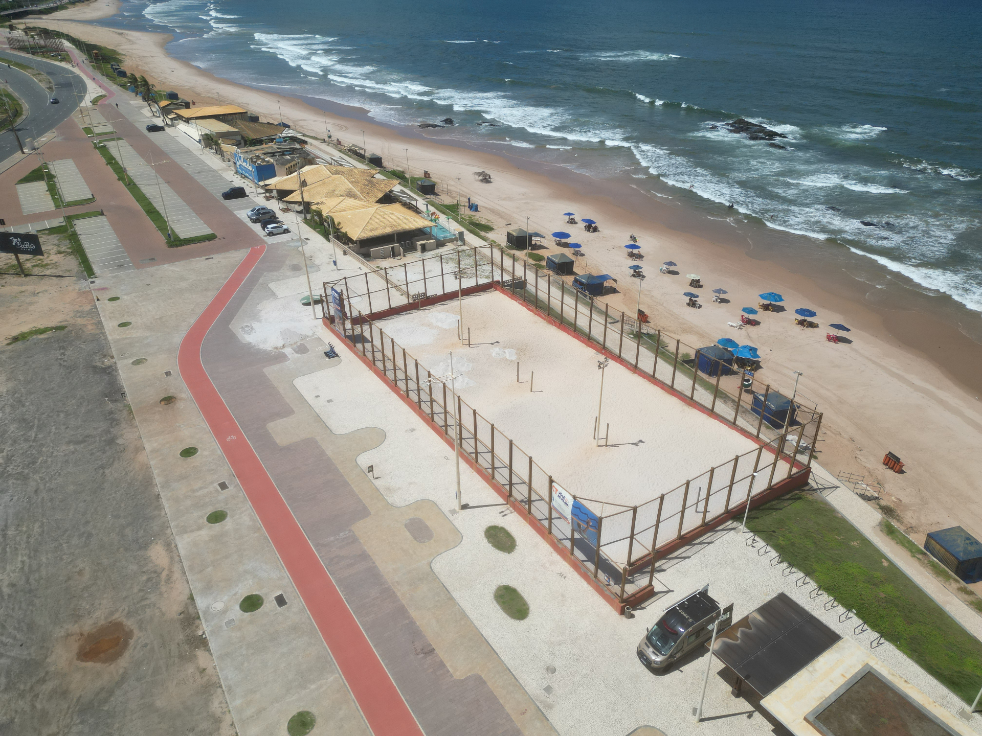 Vista aérea do CT de Beach Tennis no QR17 - Orla Pituaçu